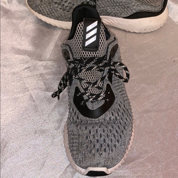 Adidas Alpha Bounce Sz 9 - Picture 5 of 7